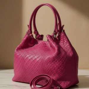 Maya – Umhängetasche mit Schulterriemen aus echtem Leder